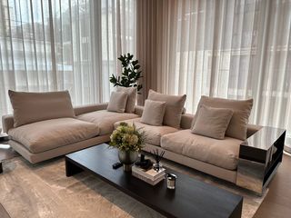 For rent 2 bedrooms apartment in Pathum Wan, Bangkok