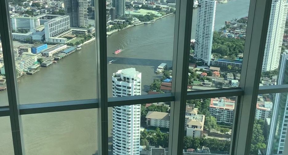 For rent 3 bedrooms apartment in Sathon, Bangkok