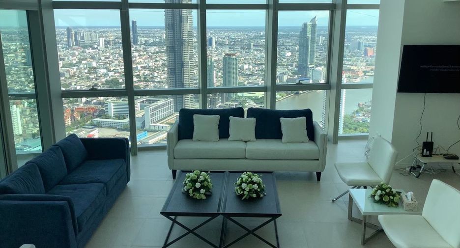For rent 3 bedrooms apartment in Sathon, Bangkok
