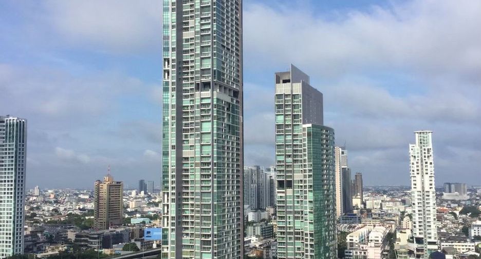 For rent 3 bedrooms apartment in Sathon, Bangkok