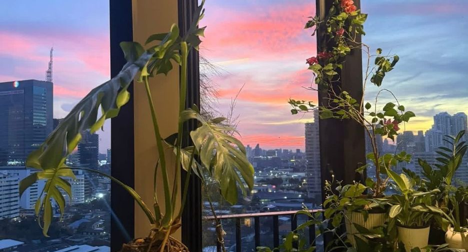 For rent 1 bed condo in Khlong Toei, Bangkok