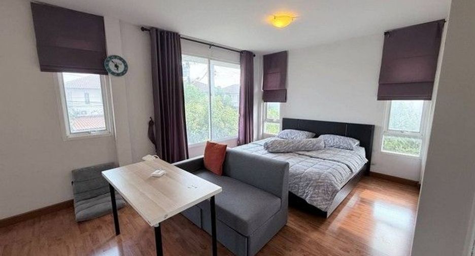 For rent 3 bedrooms house in Min Buri, Bangkok