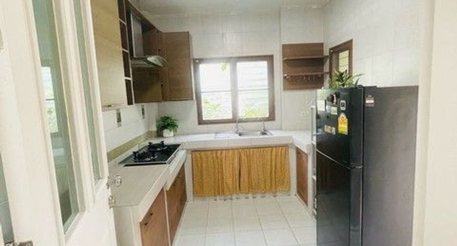 For rent 3 bedrooms house in Bang Bua Thong, Nonthaburi