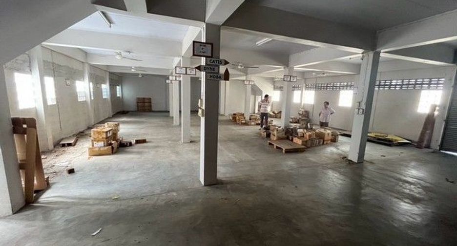 For rent 1 bed warehouse in Bang Bua Thong, Nonthaburi