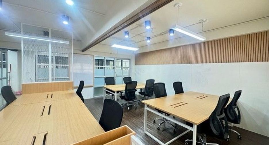 For rent 1 bed office in Bang Rak, Bangkok