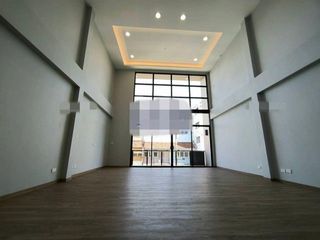 For rent 3 bedrooms office in Chatuchak, Bangkok