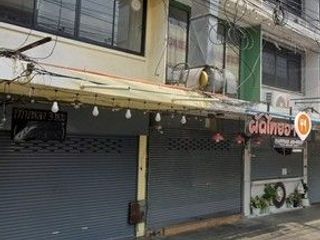 Аренда 3 спальни торговое помещение в Патхум Щан, Бангкок