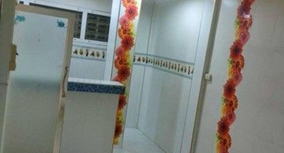 For rent 2 bedrooms retail Space in Ratchathewi, Bangkok
