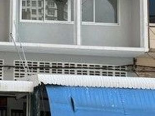 For rent 2 bedrooms retail Space in Bang Kapi, Bangkok