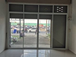 For rent 2 bedrooms retail Space in Bang Bua Thong, Nonthaburi