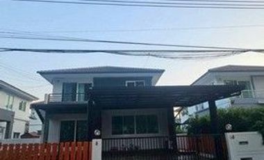 For rent 3 bedrooms house in Phra Samut Chedi, Samut Prakan