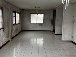 À vendre 3 chambres maison à Bang Bo, Samut Prakan
