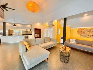 For sale 3 ベッドルーム villa in Bang Lamung, Chonburi