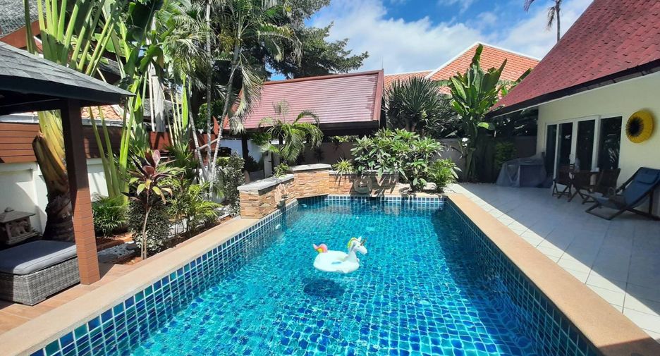 For sale 3 bedrooms villa in Jomtien, Pattaya
