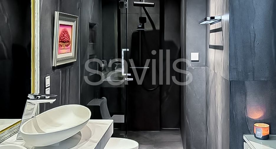 For rent 4 bedrooms condo in Sathon, Bangkok