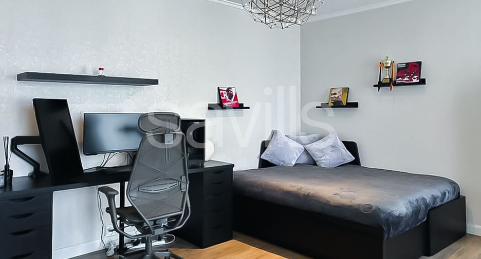 For rent 4 bedrooms condo in Sathon, Bangkok