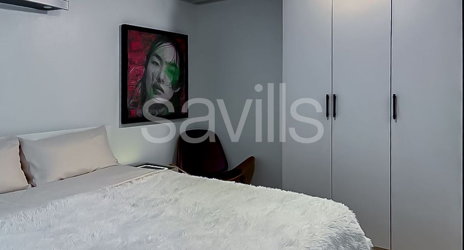 For rent 4 bedrooms condo in Sathon, Bangkok