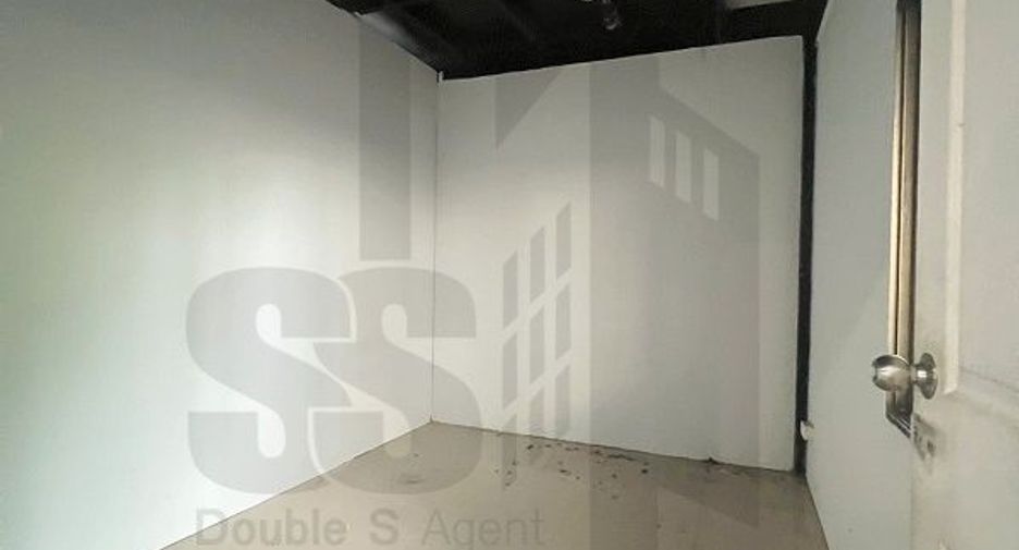 For rent and for sale 2 bedrooms warehouse in Bang Len, Nakhon Pathom