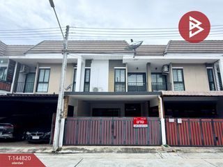 For sale 3 ベッドルーム townhouse in Mueang Chon Buri, Chonburi