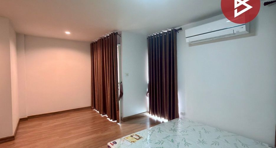 For sale 3 ベッドルーム townhouse in Mueang Chon Buri, Chonburi