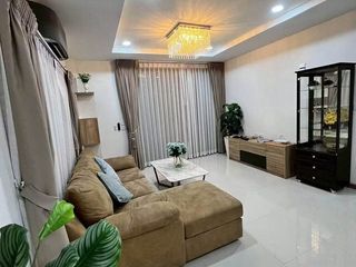 For rent and for sale 4 bedrooms house in Si Racha, Chonburi