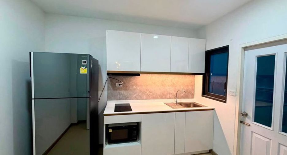 For rent and for sale 4 bedrooms house in Si Racha, Chonburi