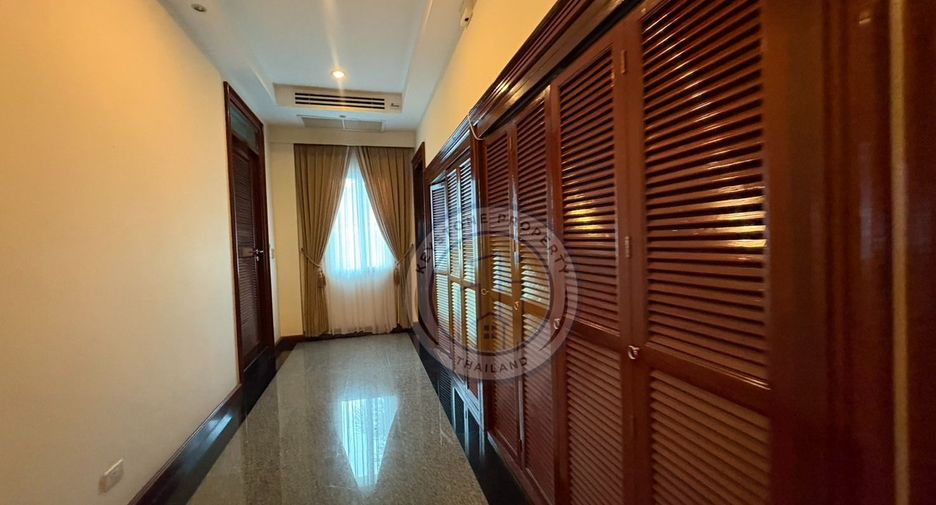 For rent 8 bedrooms villa in Bang Lamung, Chonburi