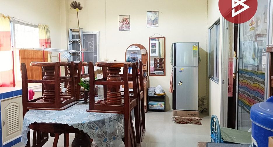Casa en venta de 3 habitaciones en Mueang Lop Buri, Lopburi