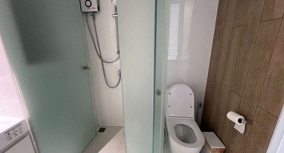 For rent 1 bed condo in Bang Rak, Bangkok