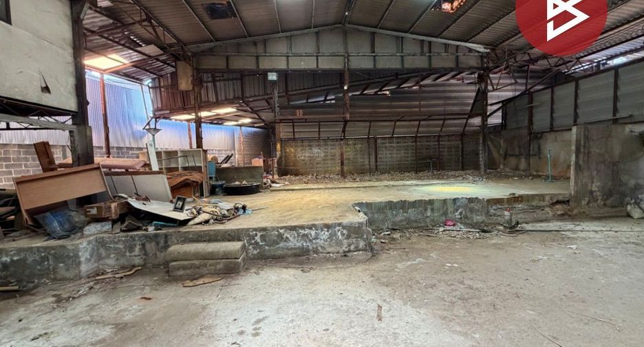 For sale warehouse in Mueang Samut Prakan, Samut Prakan