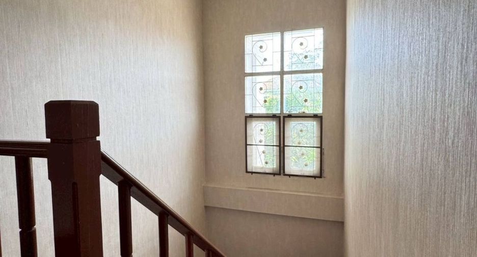 For sale 3 bedrooms house in Bang Khen, Bangkok