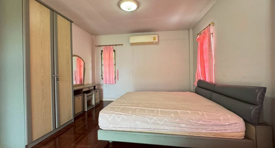 For sale 3 bedrooms house in Bang Khen, Bangkok