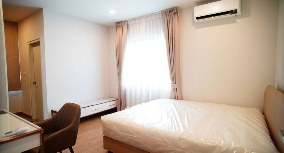 For rent 4 bedrooms house in Bang Phli, Samut Prakan