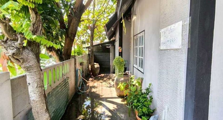Casa adosada en venta de 2 habitaciones en Phutthamonthon, Nakhon Pathom