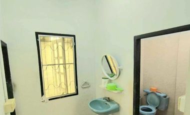 Casa adosada en venta de 2 habitaciones en Phutthamonthon, Nakhon Pathom