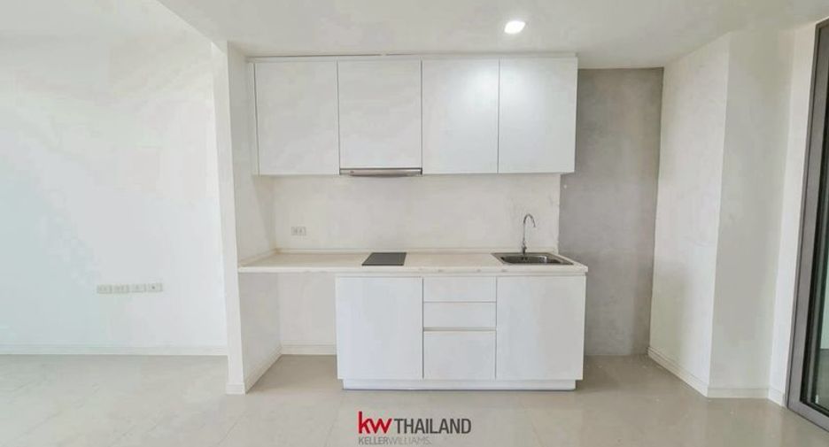 For sale 4 bedrooms condo in Yan Nawa, Bangkok