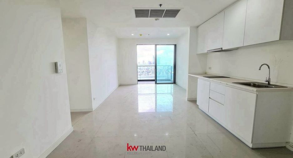 For sale 4 bedrooms condo in Yan Nawa, Bangkok