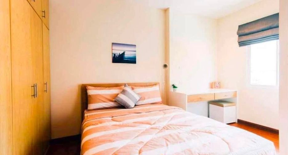 For rent 4 bedrooms house in Mueang Chiang Mai, Chiang Mai