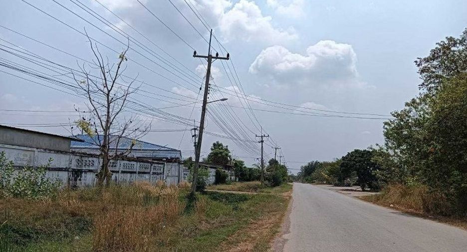 Almacén en alquiler de 2 habitaciones en Pak Tho, Ratchaburi