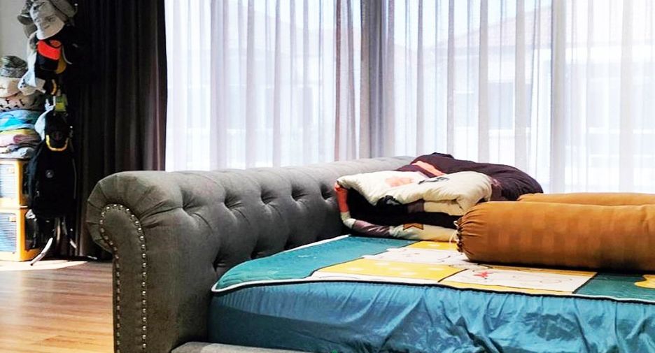 Haus zum Kauf mit 4 Zimmer in Thawi Watthana, Bangkok