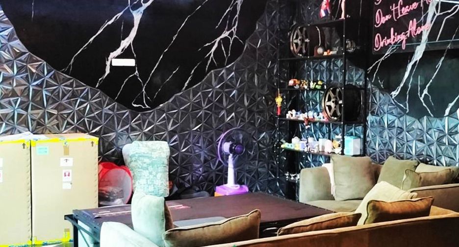 Haus zum Kauf mit 4 Zimmer in Thawi Watthana, Bangkok