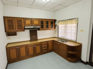 Casa en venta de 3 habitaciones en Khlong Sam Wa, Bangkok