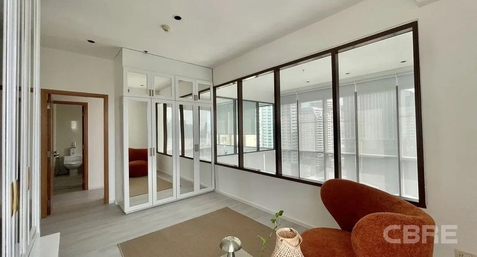 For sale 2 bedrooms condo in Khlong Toei, Bangkok