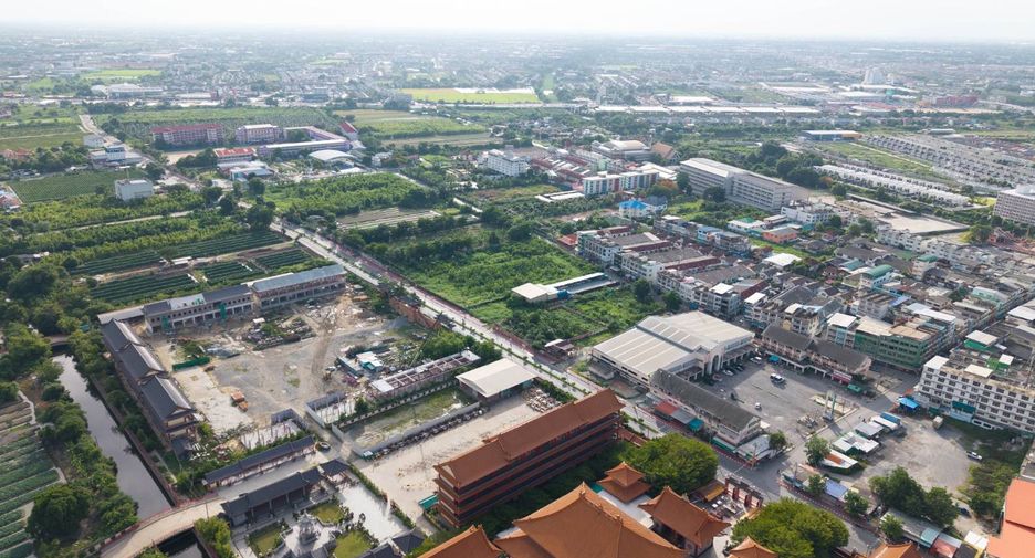 À vendre terrain à Bang Bua Thong, Nonthaburi