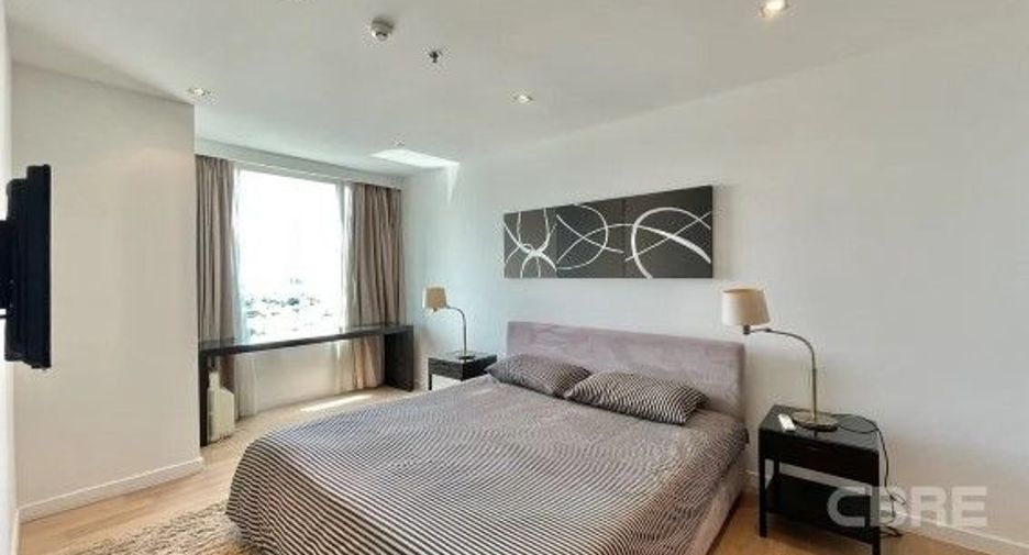 For sale 2 bedrooms condo in Watthana, Bangkok