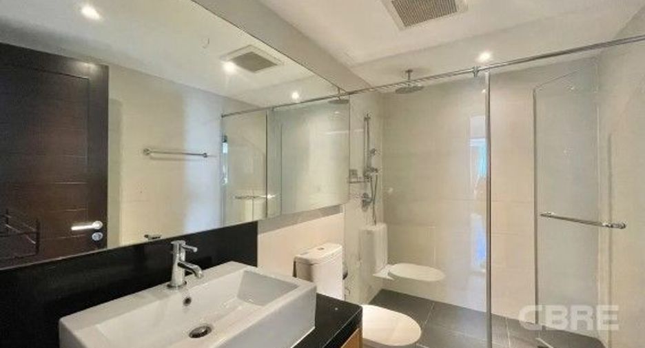 For sale 2 bedrooms condo in Watthana, Bangkok