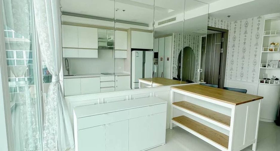 À louer 2 chambres condo à Bang Saray, Pattaya