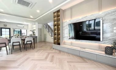 For rent 4 bedrooms house in Bang Phli, Samut Prakan
