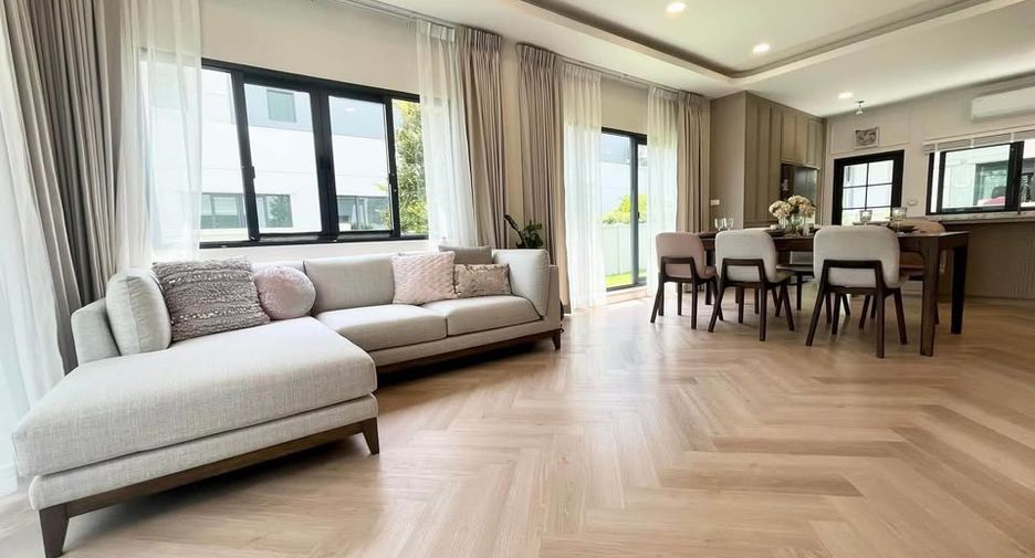 For rent 4 bedrooms house in Bang Phli, Samut Prakan