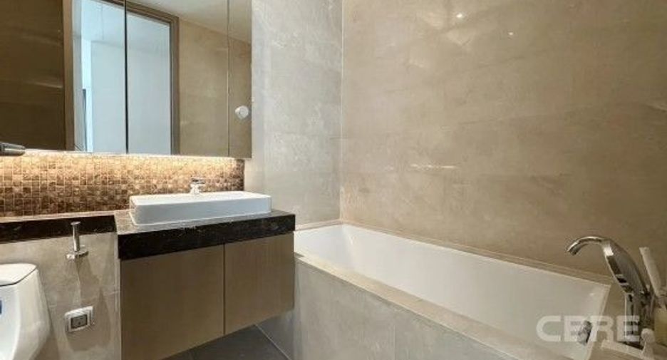 For sale 2 bedrooms condo in Pathum Wan, Bangkok